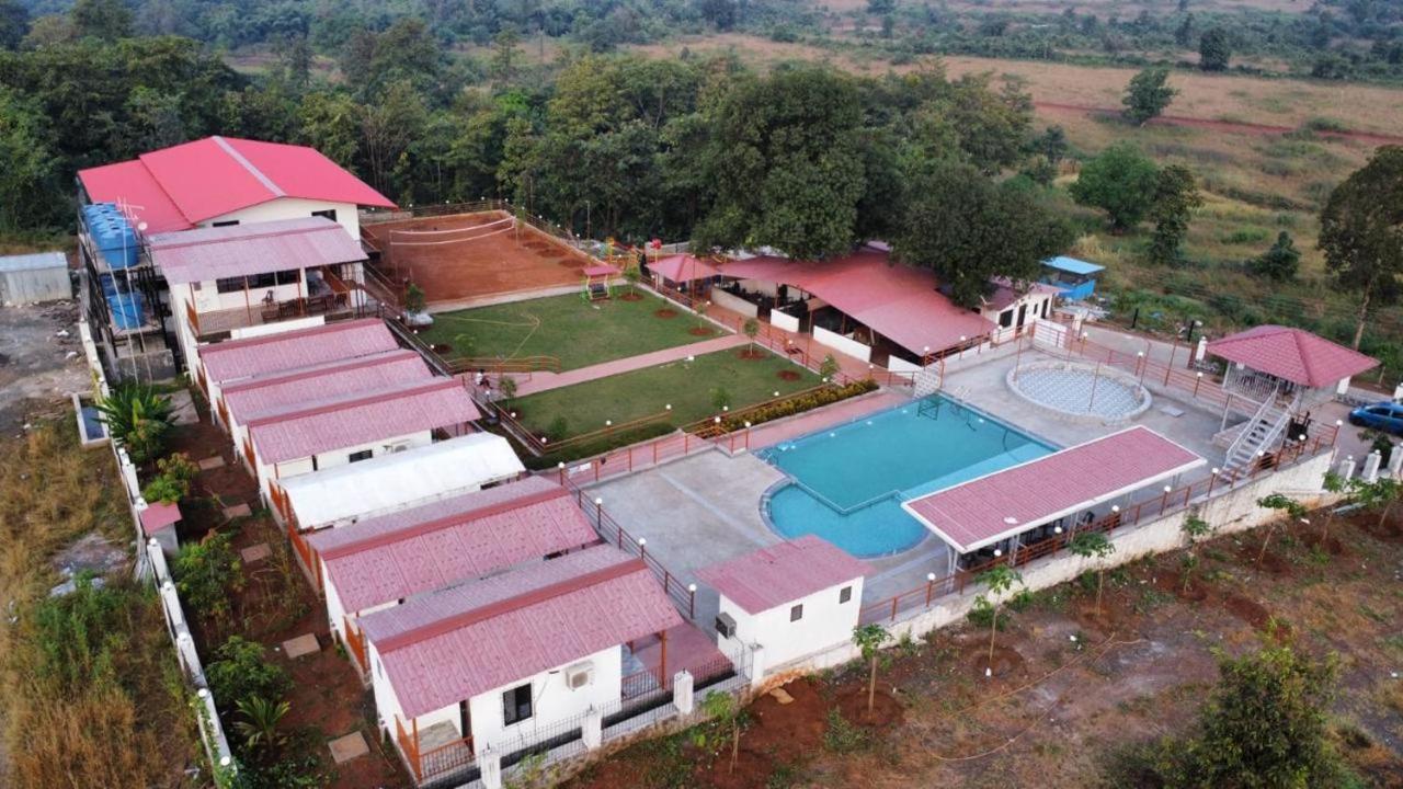 Happy Land Farm Hotel Karjat Exterior photo